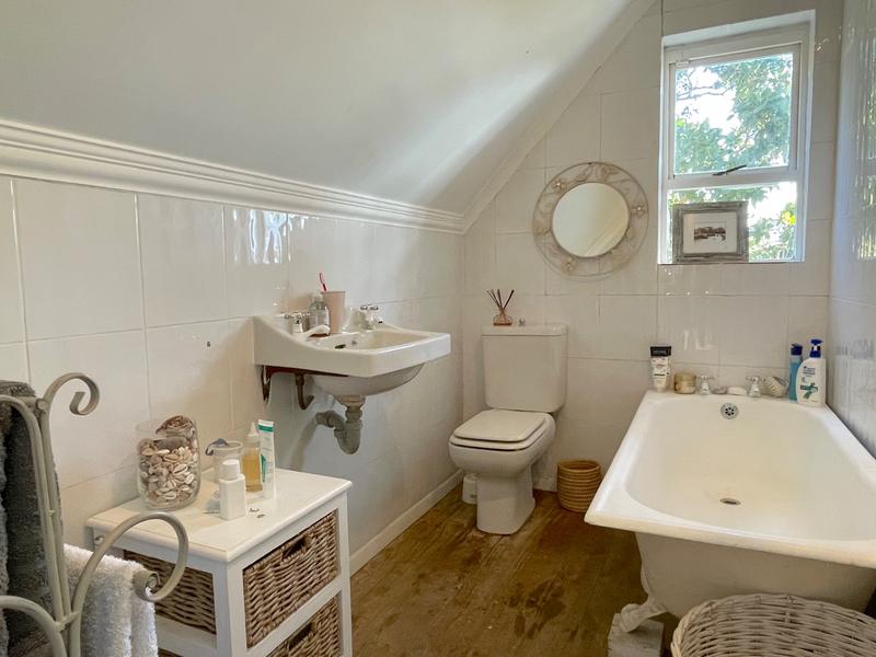 4 Bedroom Property for Sale in Bokkemanskloof Western Cape